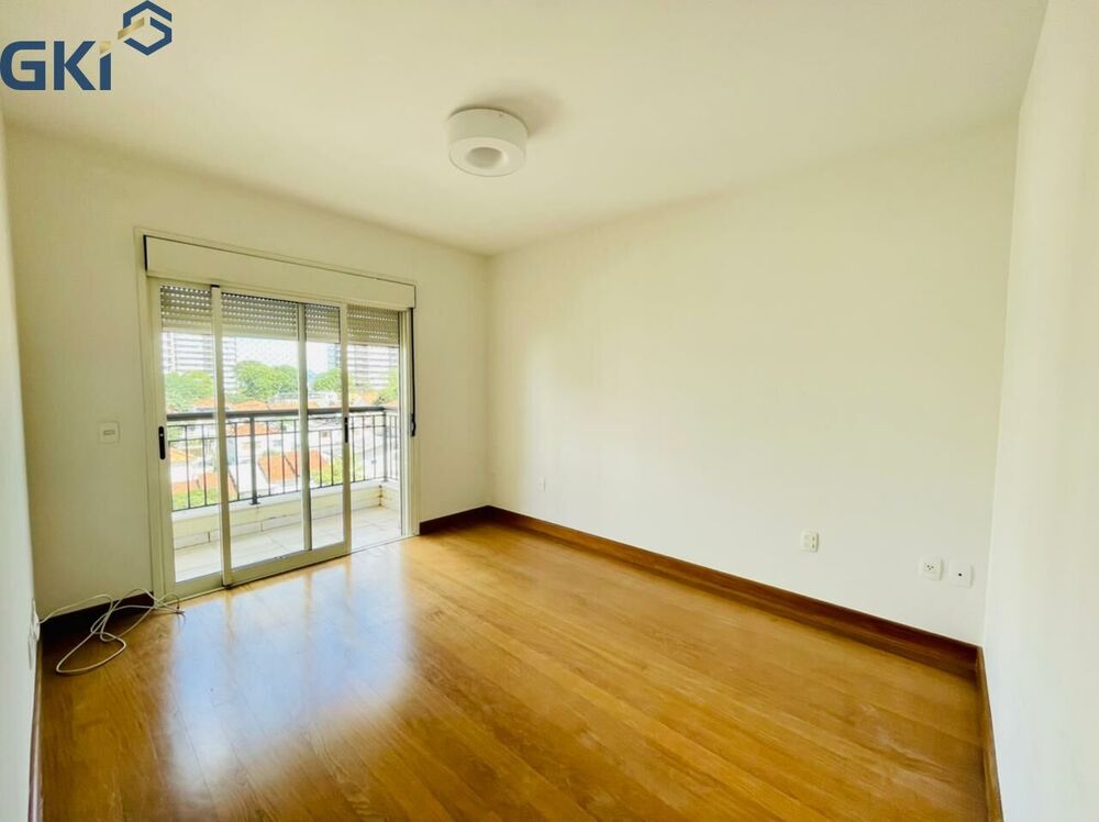 Apartamento à venda com 3 quartos, 215m² - Foto 4