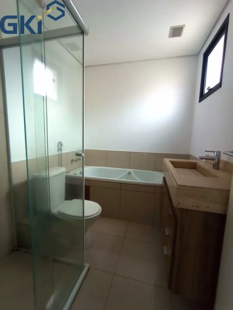 Apartamento, 3 quartos, 215 m² - Foto 1