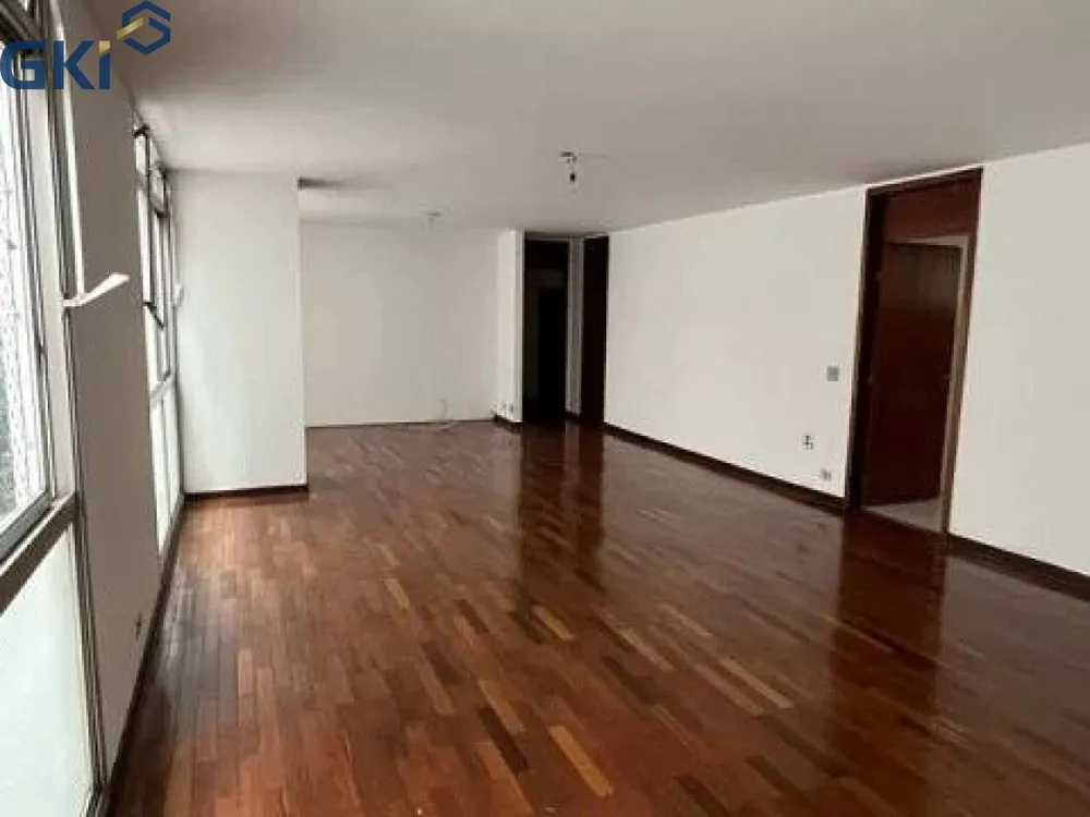 Apartamento à venda com 4 quartos, 175m² - Foto 1