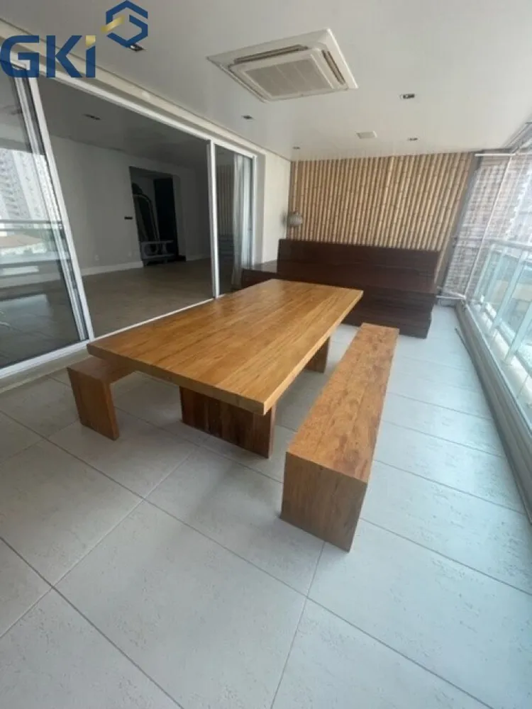 Apartamento, 3 quartos, 168 m² - Foto 2