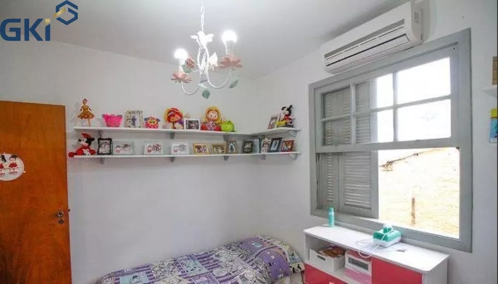 Casa, 3 quartos, 212 m² - Foto 3