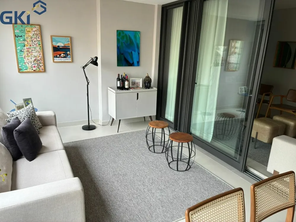 Apartamento, 3 quartos, 140 m² - Foto 2