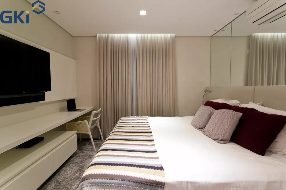 Apartamento, 3 quartos, 320 m² - Foto 1