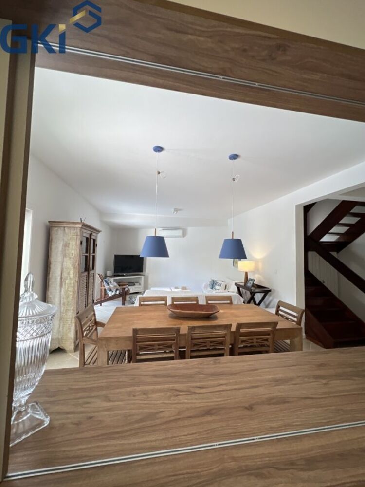 Casa de Condomínio à venda com 5 quartos, 251m² - Foto 1