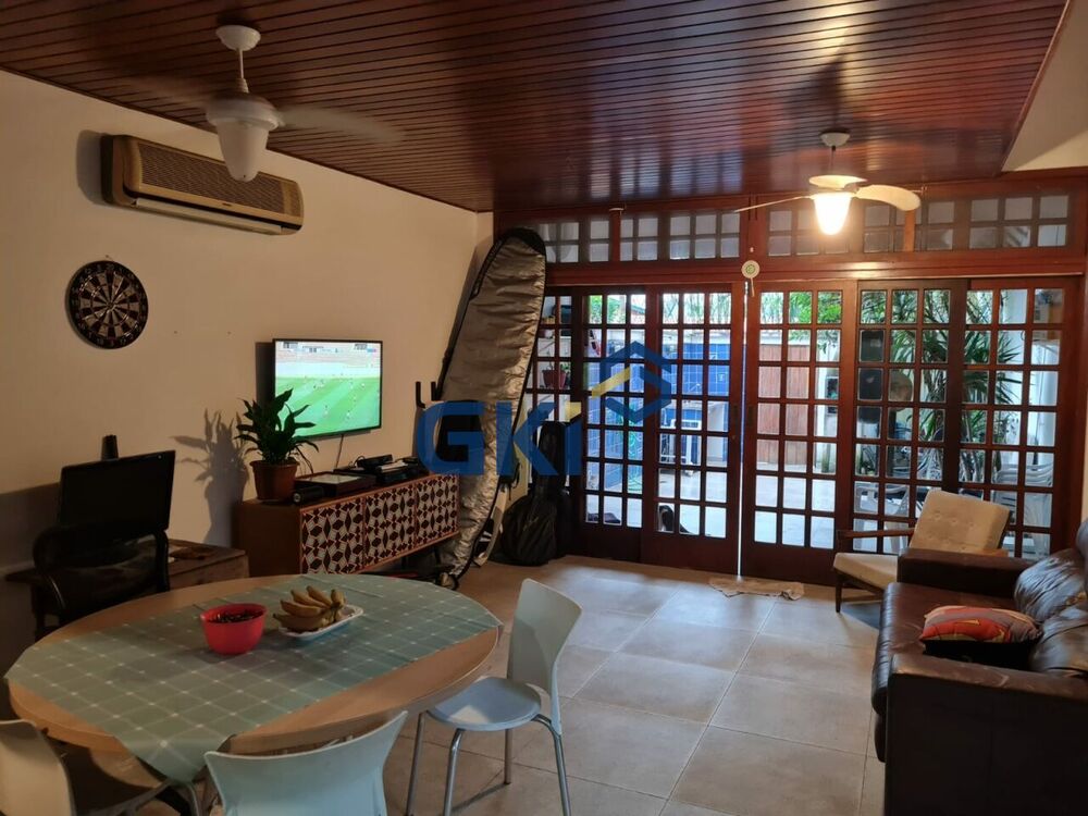 Casa de Condomínio à venda com 3 quartos, 150m² - Foto 4