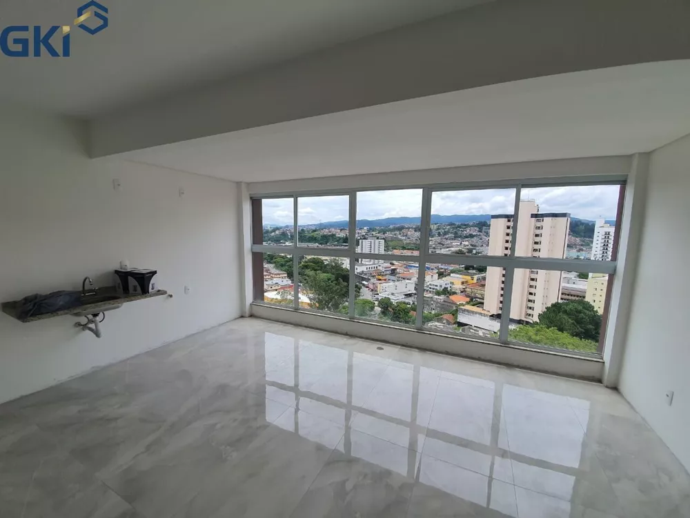 Apartamento à venda com 3 quartos, 240m² - Foto 2