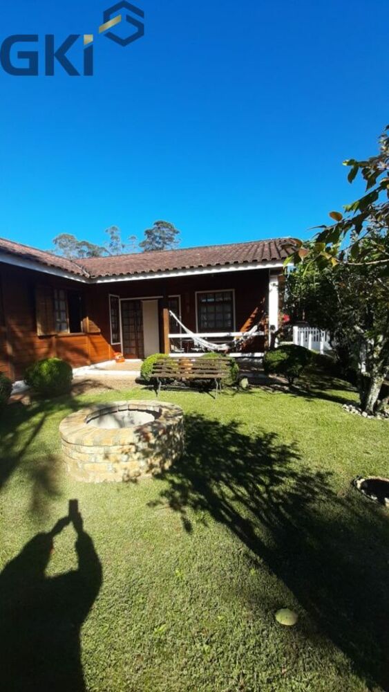 Casa de Condomínio à venda com 3 quartos, 280m² - Foto 1