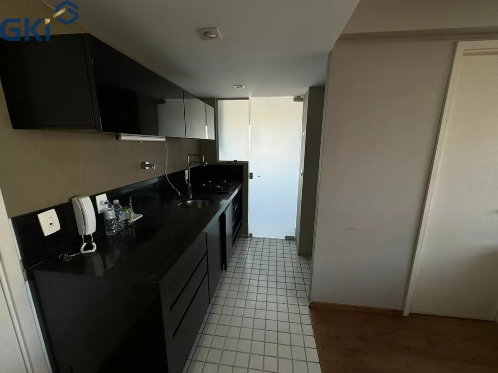 Apartamento para alugar com 1 quarto, 63m² - Foto 10