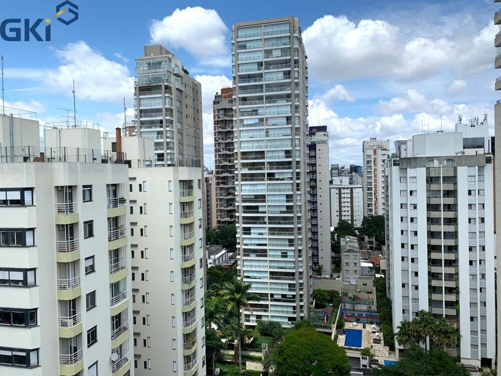 Apartamento à venda com 3 quartos, 139m² - Foto 2
