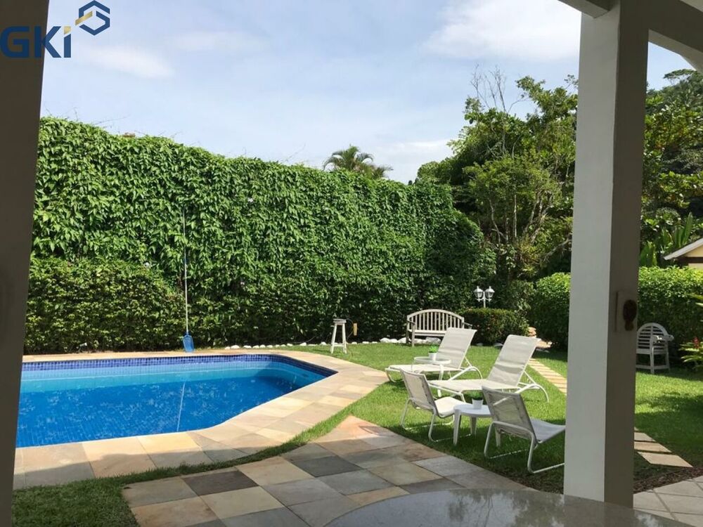 Casa de Condomínio à venda com 5 quartos, 450m² - Foto 3