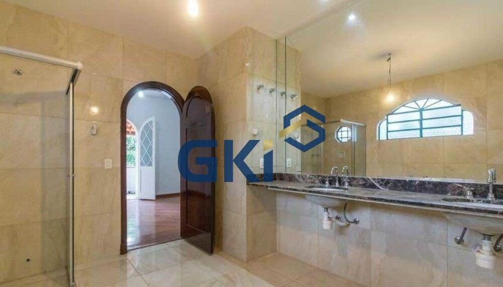 Casa de Condomínio à venda com 4 quartos, 330m² - Foto 9