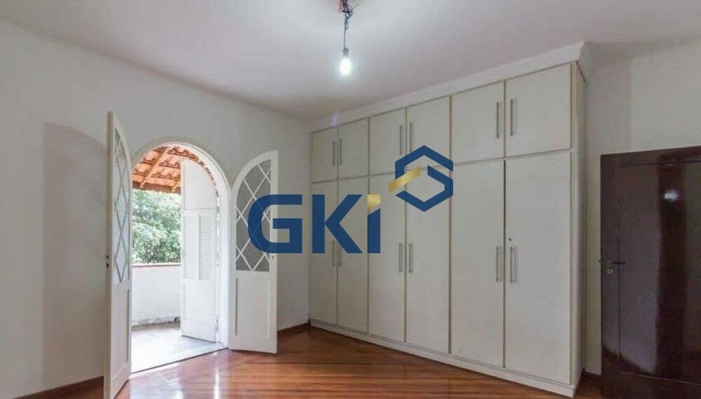 Casa de Condomínio à venda com 4 quartos, 330m² - Foto 12