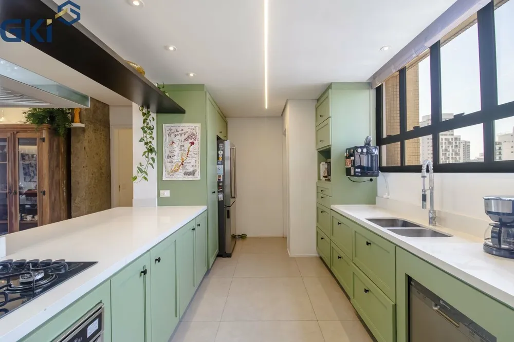 Apartamento, 3 quartos, 165 m² - Foto 1