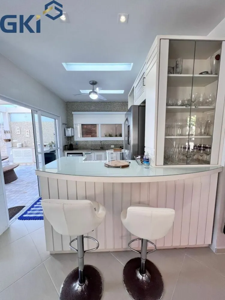 Casa, 4 quartos, 190 m² - Foto 2