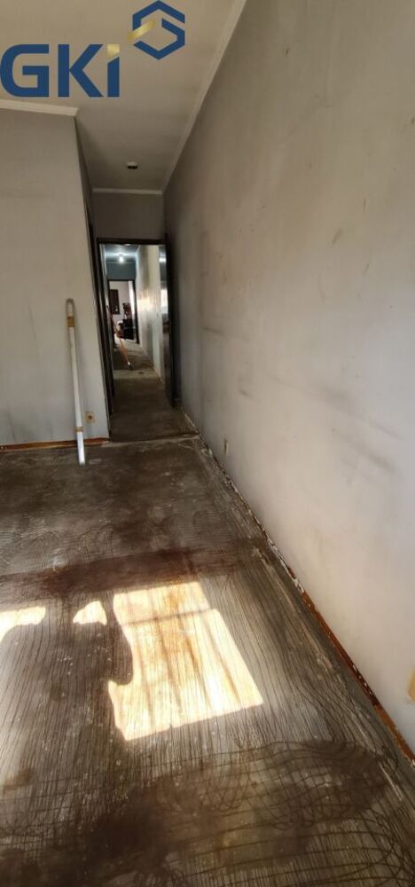 Casa à venda com 3 quartos, 150m² - Foto 4