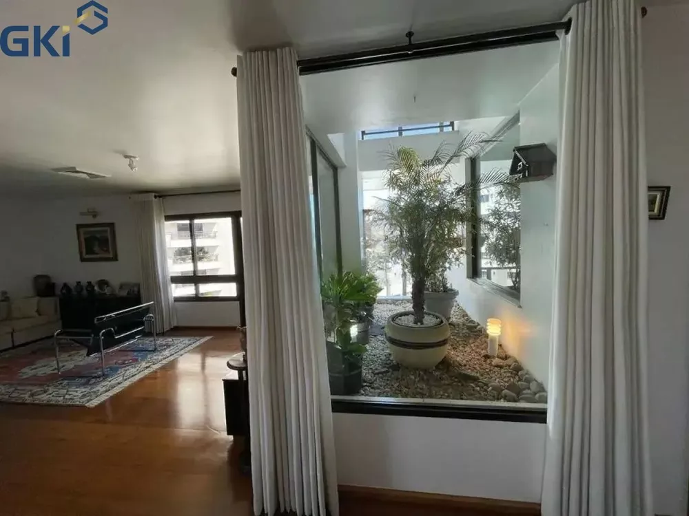 Apartamento, 3 quartos, 280 m² - Foto 1