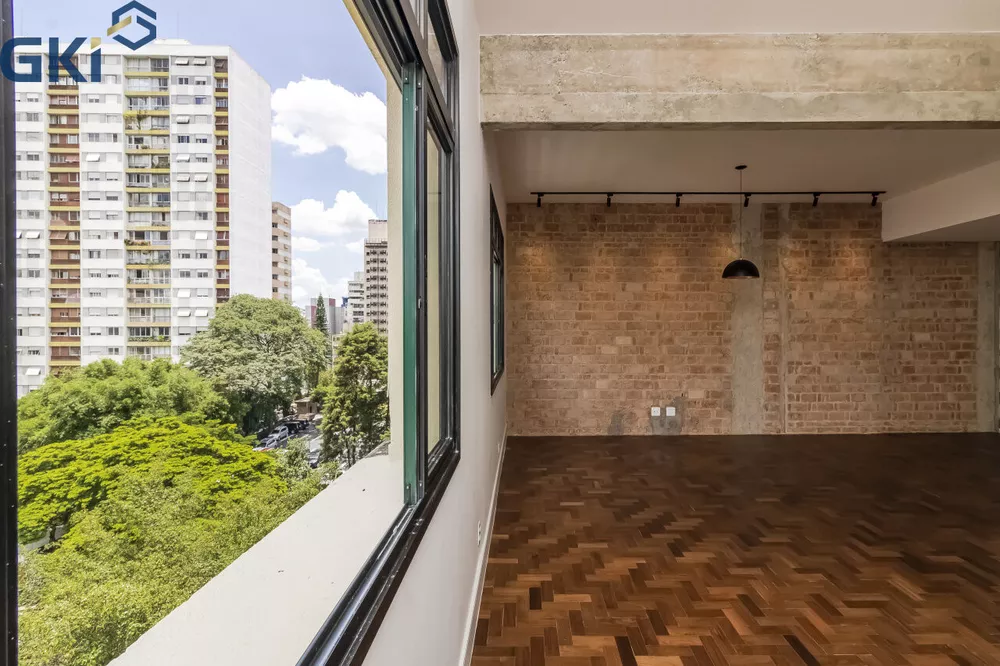 Apartamento à venda com 3 quartos, 212m² - Foto 2