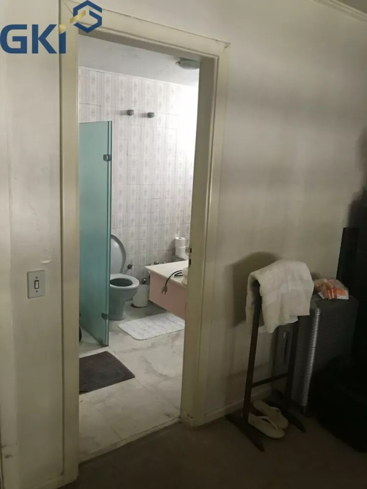 Apartamento, 3 quartos, 240 m² - Foto 2