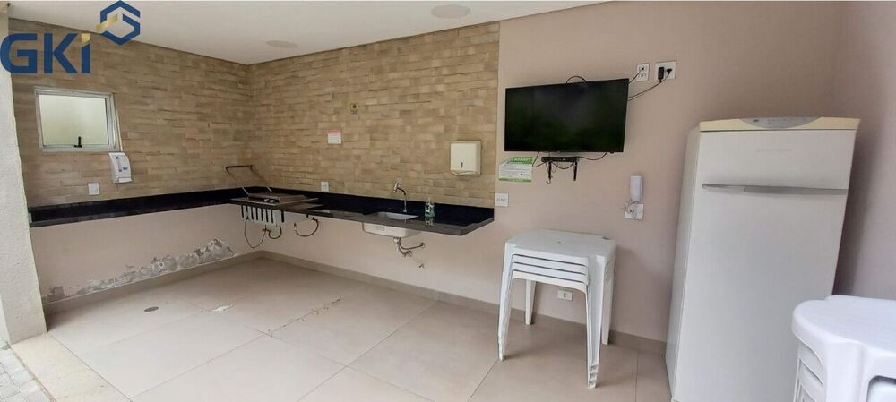 Apartamento à venda com 2 quartos, 70m² - Foto 4