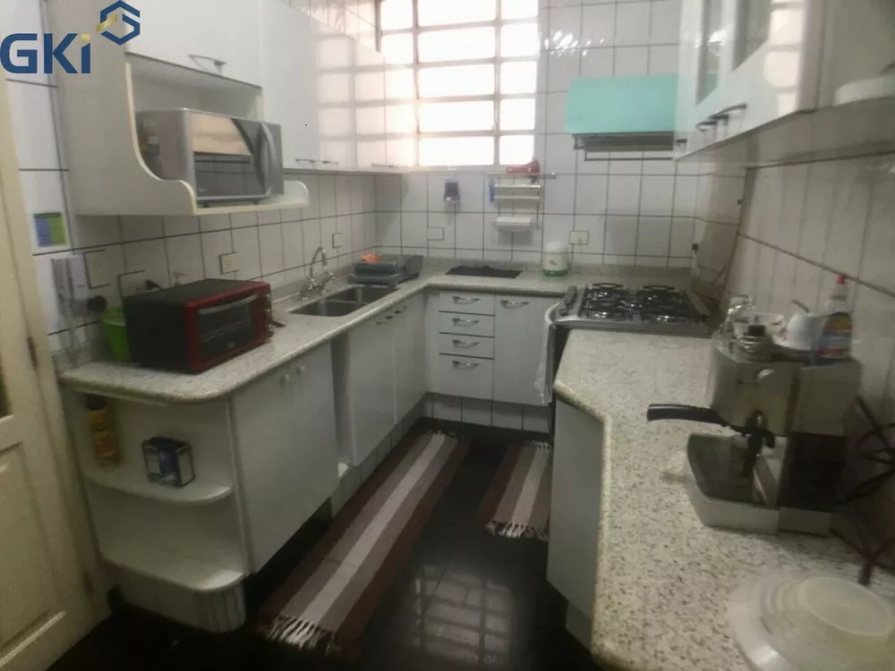 Apartamento à venda com 3 quartos, 150m² - Foto 7