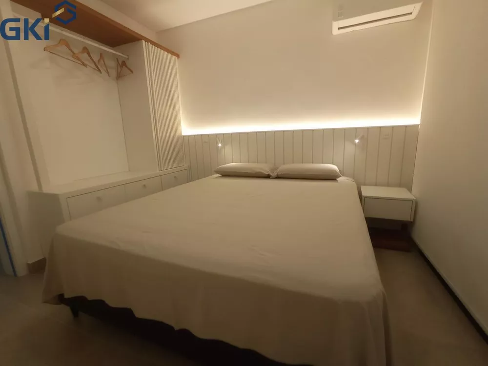 Casa, 5 quartos, 205 m² - Foto 1