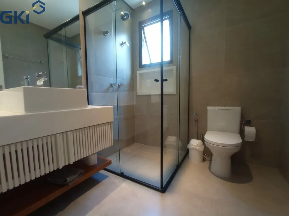 Casa, 5 quartos, 205 m² - Foto 1