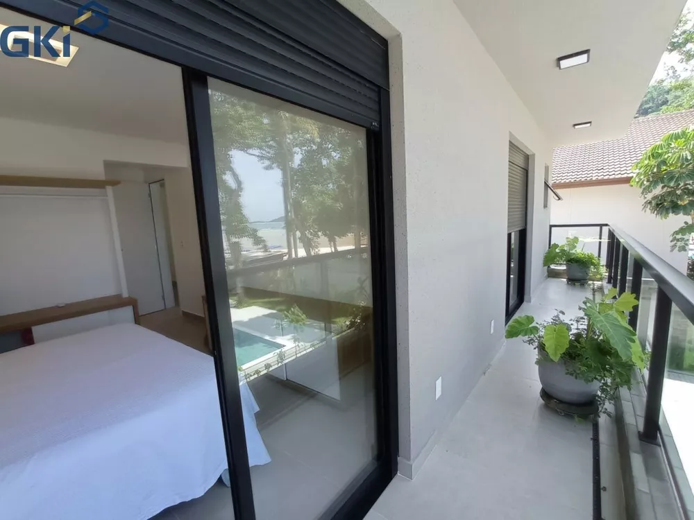 Casa, 5 quartos, 205 m² - Foto 2