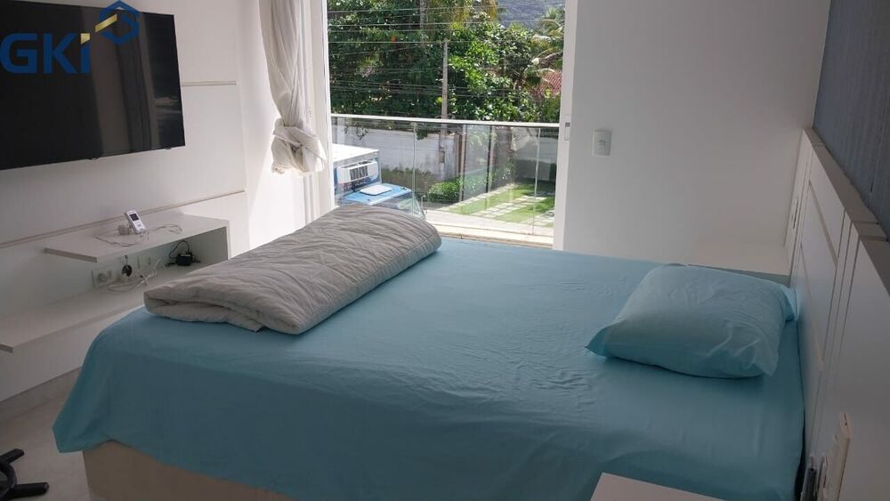Casa de Condomínio à venda e aluguel com 5 quartos, 330m² - Foto 6