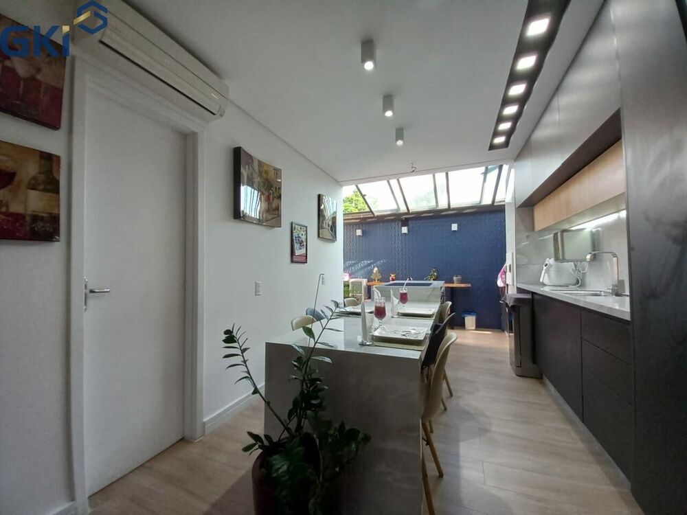 Casa, 3 quartos, 110 m² - Foto 1