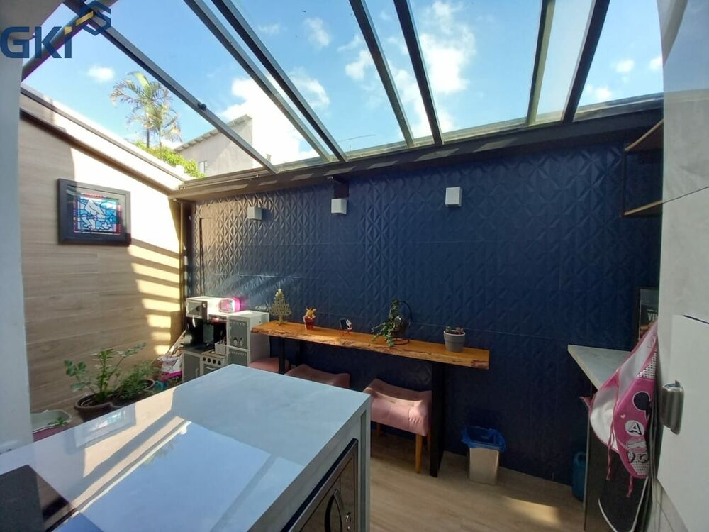 Casa, 3 quartos, 110 m² - Foto 2