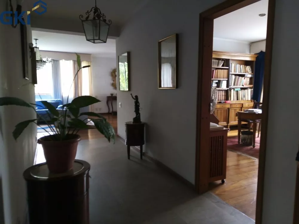 Apartamento, 3 quartos, 225 m² - Foto 2
