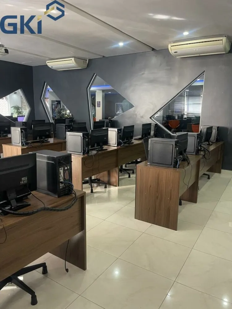 Sala-Conjunto, 1334 m² - Foto 1