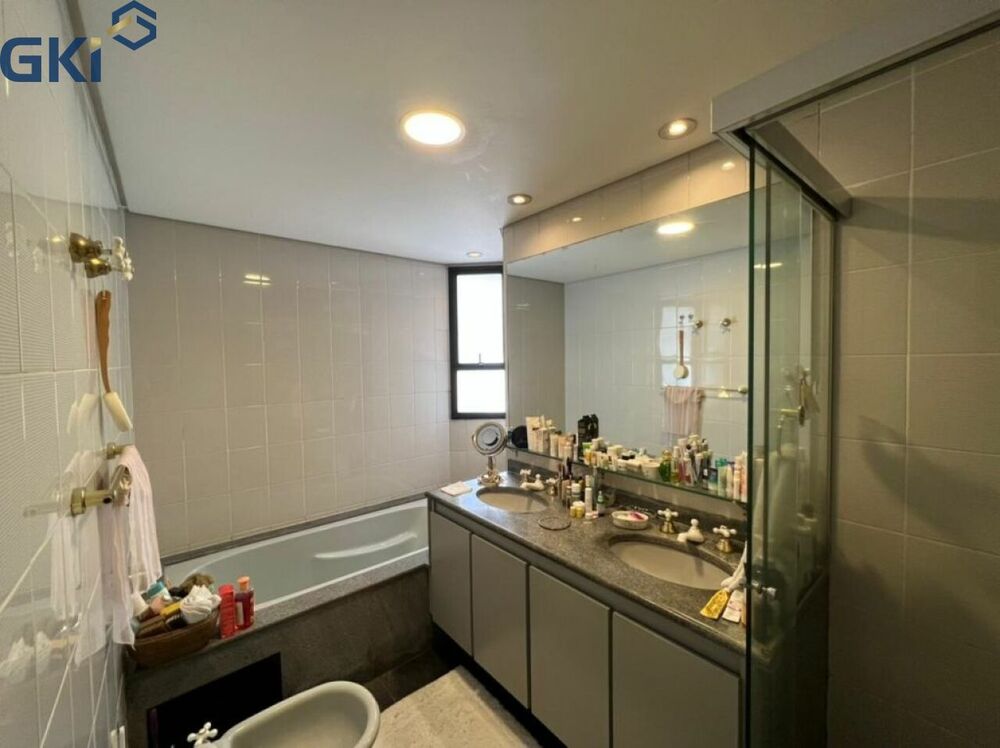 Apartamento, 3 quartos, 220 m² - Foto 8