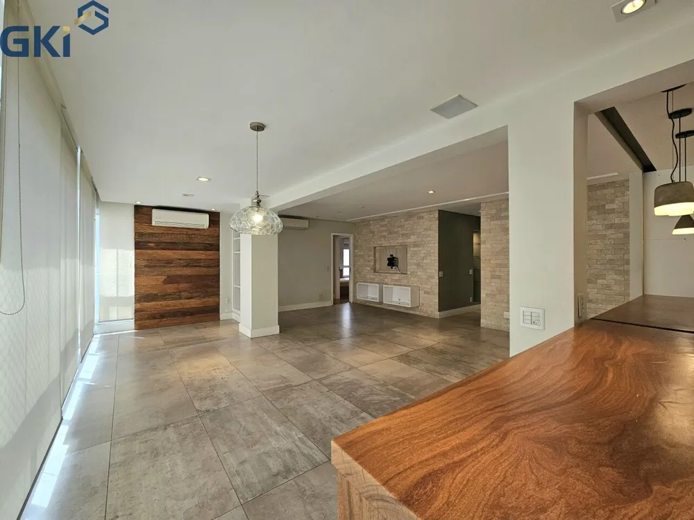 Apartamento, 3 quartos, 134 m² - Foto 1