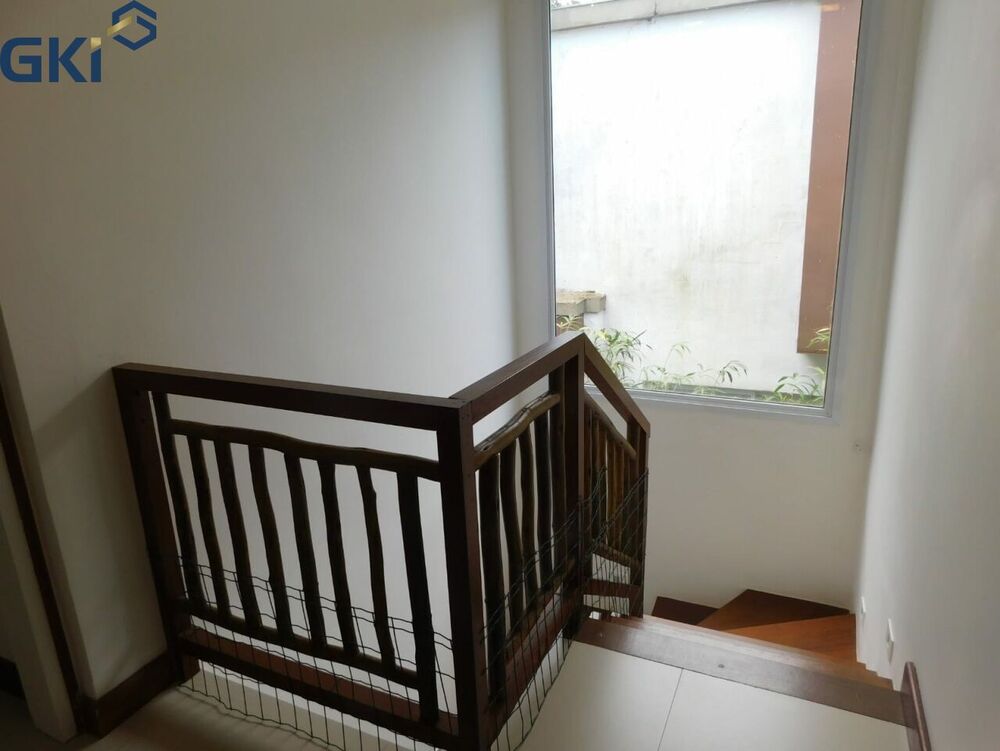Casa de Condomínio para alugar com 4 quartos, 170m² - Foto 9