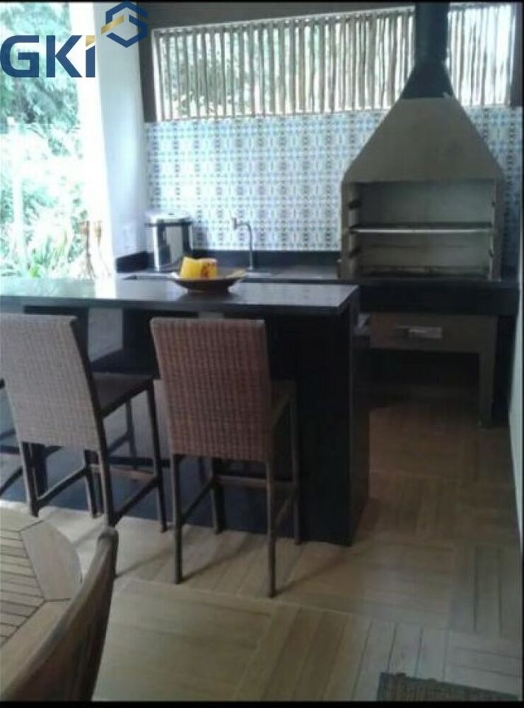 Casa de Condomínio para alugar com 4 quartos, 170m² - Foto 2