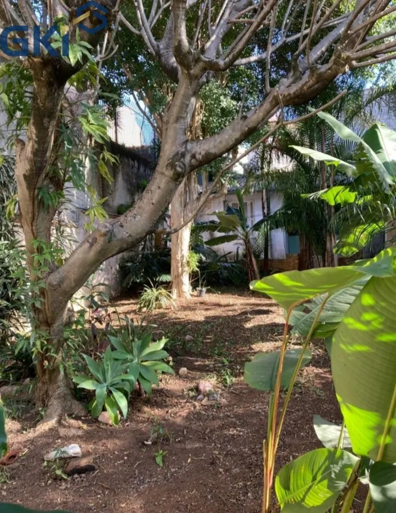 Casa, 4 quartos, 235 m² - Foto 1