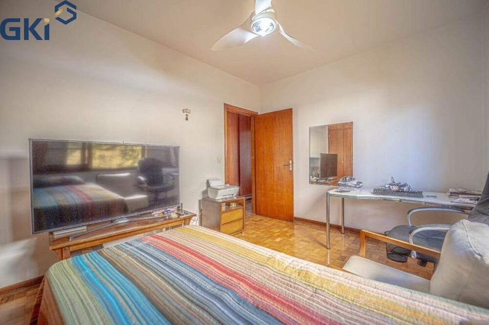 Casa à venda com 4 quartos, 400m² - Foto 5