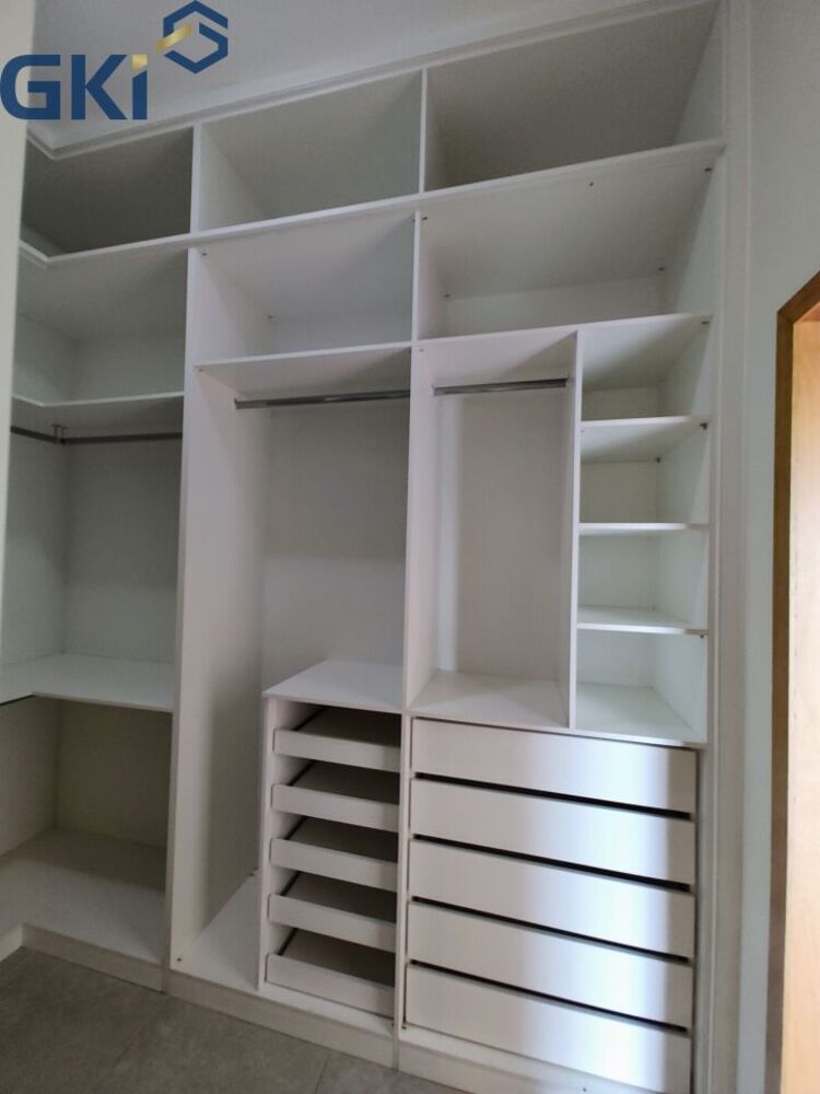 Casa de Condomínio à venda com 3 quartos, 305m² - Foto 5