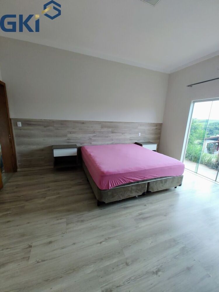 Casa de Condomínio à venda com 3 quartos, 305m² - Foto 3