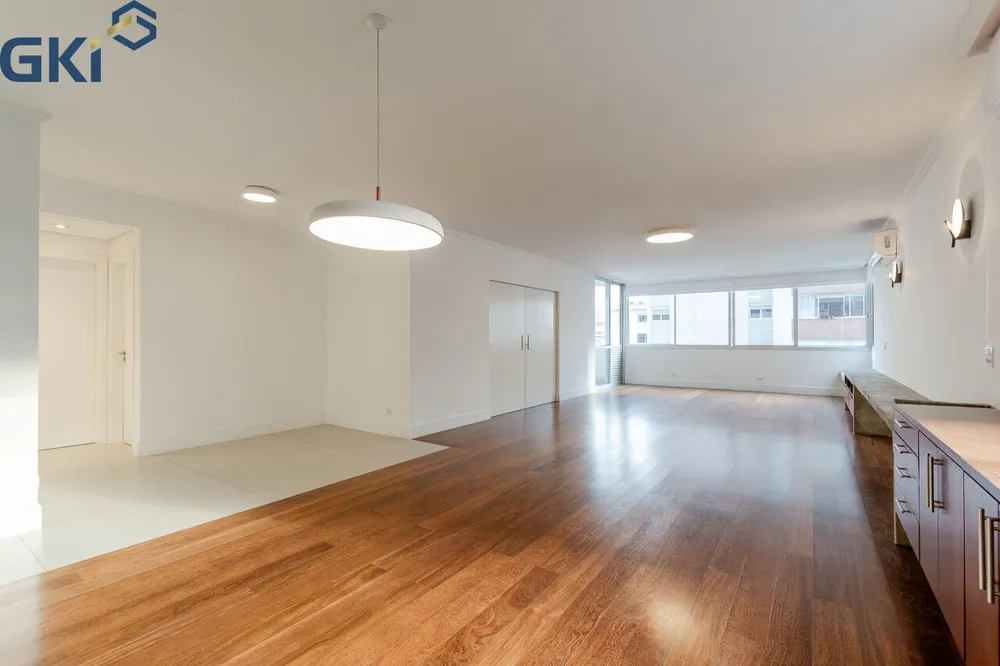 Apartamento, 3 quartos, 270 m² - Foto 1