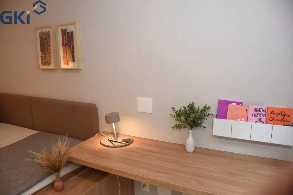 Apartamento, 3 quartos, 232 m² - Foto 2