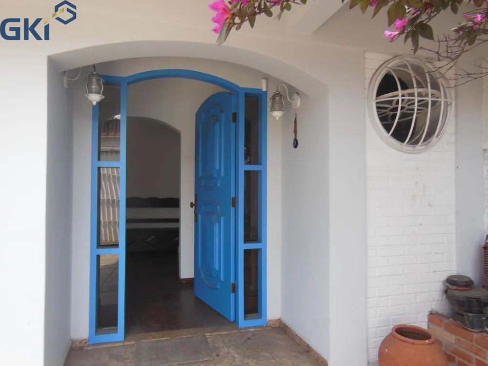 Casa, 3 quartos, 214 m² - Foto 2