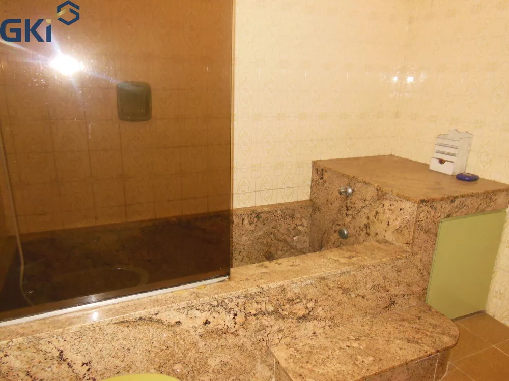 Casa, 3 quartos, 214 m² - Foto 2