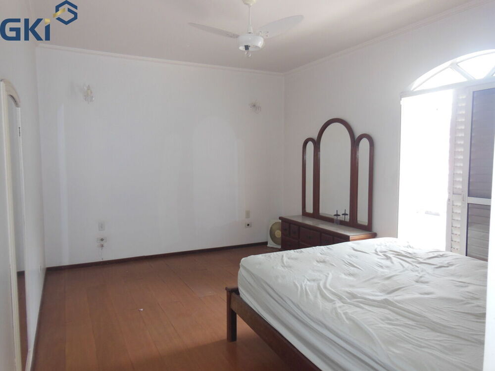 Casa, 3 quartos, 214 m² - Foto 5