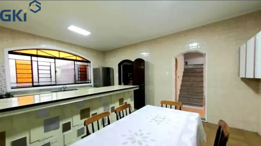 Casa, 3 quartos, 238 m² - Foto 6