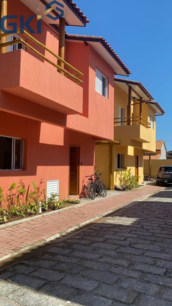 Casa de Condomínio à venda com 3 quartos, 140m² - Foto 1