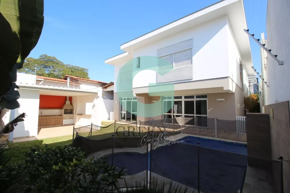 Casa para alugar com 5 quartos, 590m² - Foto 1