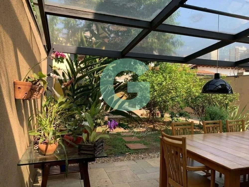 Casa, 4 quartos, 327 m² - Foto 2