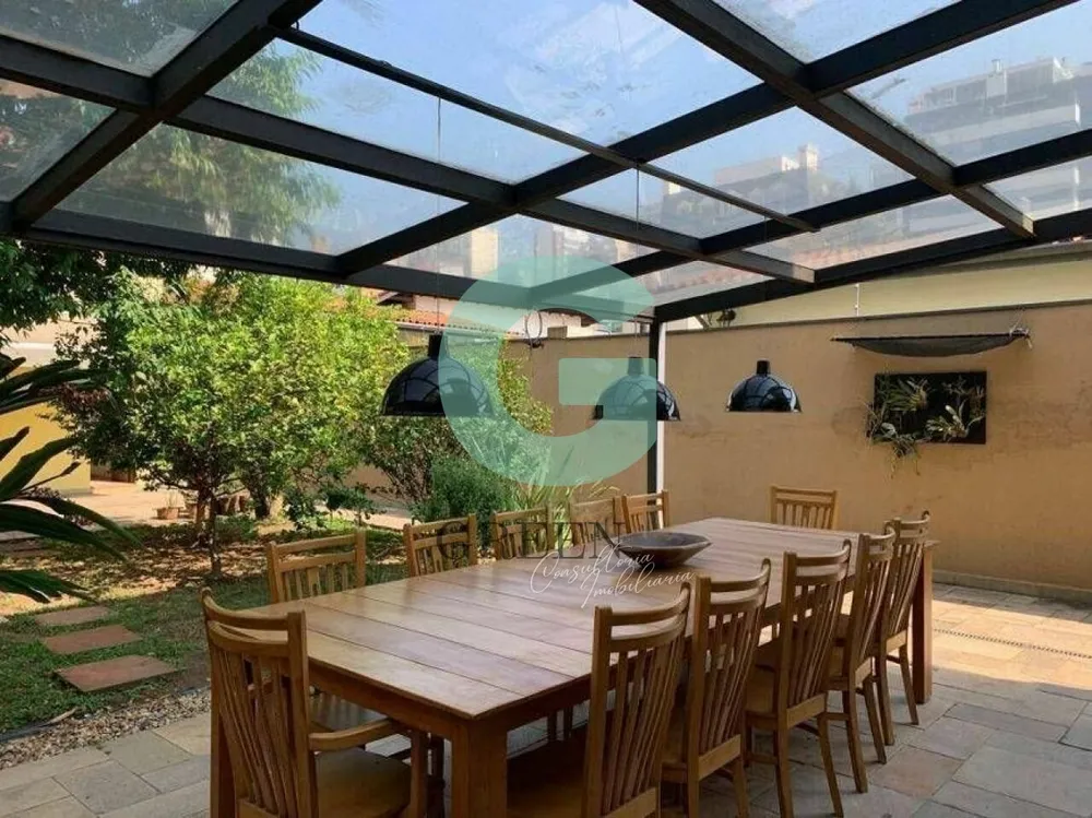 Casa, 4 quartos, 327 m² - Foto 1
